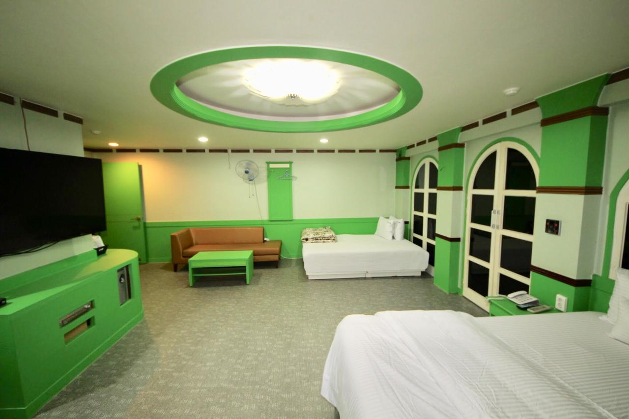 Motel Click 21 Ciudad Metropolitana de Ciudad Metropolitana de Busan Exterior foto
